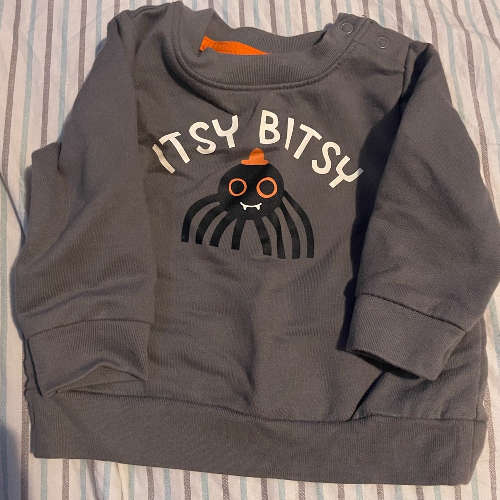 Cat & Jack Gray Sweatshirt with Itsy Bitsy Design